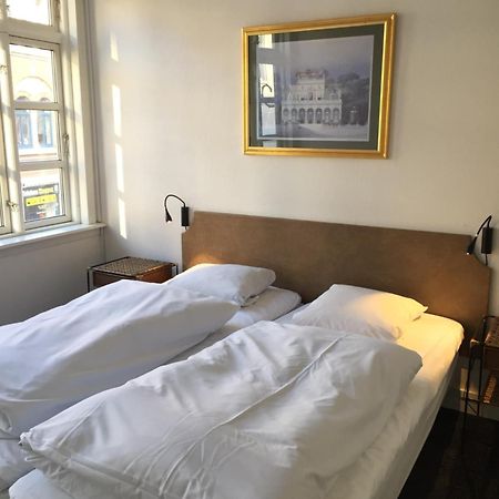 אודנזה City Hotel Apartments מראה חיצוני תמונה
