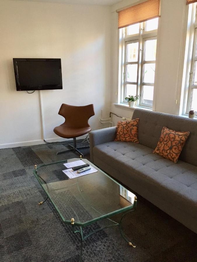 אודנזה City Hotel Apartments מראה חיצוני תמונה